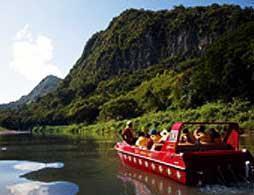 Upper Navui River Rafting 