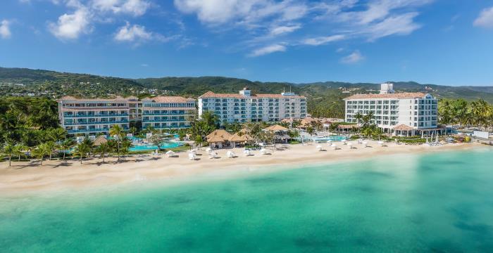 Sandals Dunn's River