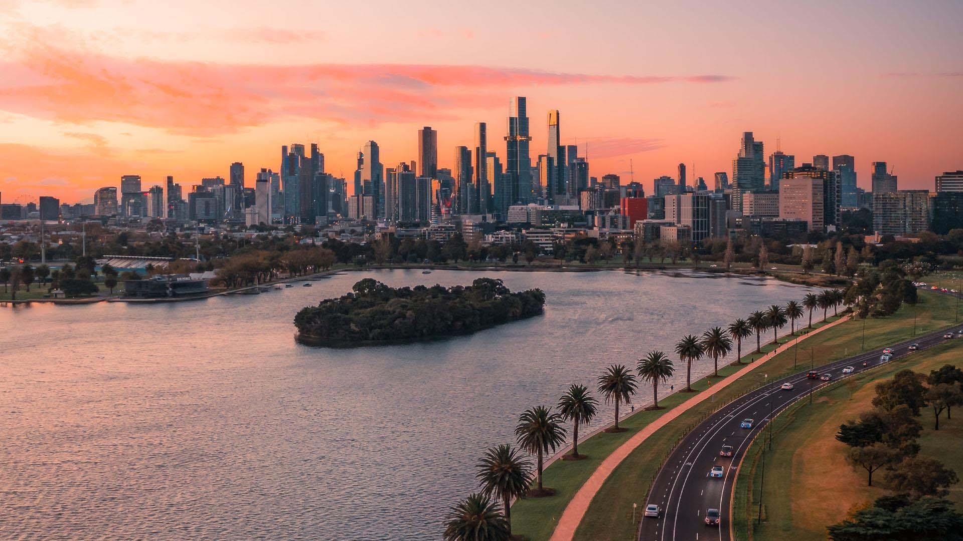 Escorted tour holidays in Australia